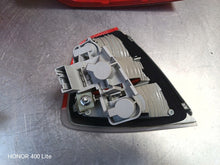Laden Sie das Bild in den Galerie-Viewer, Rückleuchte BMW E90 6937458 Ein Satz Rearlight RUK3201093576ik