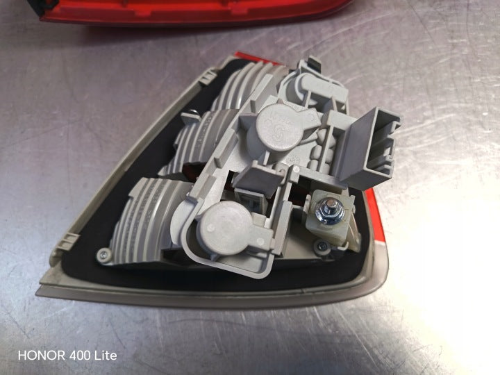 Rückleuchte BMW E90 6937458 Ein Satz Rearlight RUK3201093576ik
