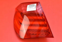 Laden Sie das Bild in den Galerie-Viewer, Rückleuchte BMW F02 7182201 Links Rearlight RUK3214867028vt