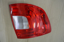 Load image into Gallery viewer, Rückleuchte Skoda Superb 3T9945095 Links Rearlight RUK3229357590ga