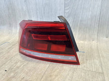 Laden Sie das Bild in den Galerie-Viewer, Rückleuchte VW Passat B8 3G5945095 Links Rearlight RUK3280292765zp