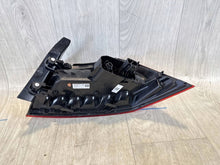 Laden Sie das Bild in den Galerie-Viewer, Rückleuchte VW Passat B8 3G5945095 Links Rearlight RUK3280292765zp