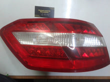 Laden Sie das Bild in den Galerie-Viewer, Rückleuchte Mercedes-Benz A2129066601 Links Rearlight RUK3283833561uj