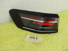 Laden Sie das Bild in den Galerie-Viewer, Rückleuchte VW Passat 3J0945207 Links Rearlight RUK3287845599sy