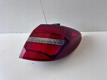 Laden Sie das Bild in den Galerie-Viewer, Rückleuchte Mercedes-Benz 2469068800 Rechts Rearlight RUK3314449917cu