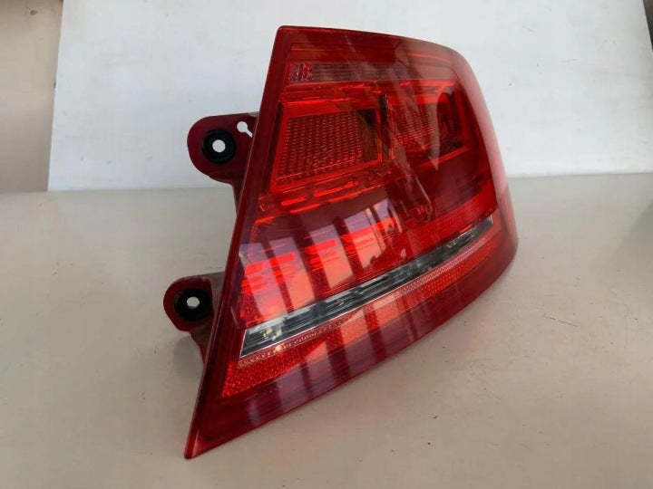 Rückleuchte Audi A8 4H0945096 Rechts Rearlight RUK3338720120vm