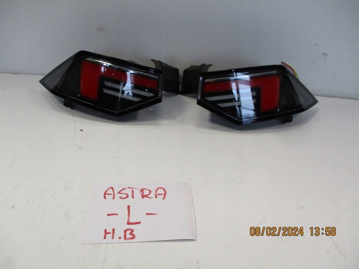 Rückleuchte Opel Astra L 9839298380 9839298480 Ein Stück (Rechts oder Links) RUK3339166785uy