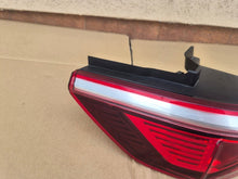 Laden Sie das Bild in den Galerie-Viewer, Rückleuchte VW T7 7T0945095D Links Rearlight RUK3340403725sx