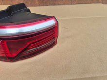 Laden Sie das Bild in den Galerie-Viewer, Rückleuchte VW T7 7T0945095D Links Rearlight RUK3340403725sx