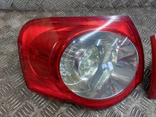 Laden Sie das Bild in den Galerie-Viewer, Rückleuchte VW Passat 3C9945095 3C9945093 3C9945096C 3C9945094 Ein Satz RUK3423822700le