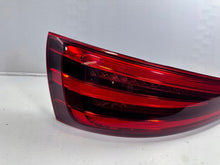 Laden Sie das Bild in den Galerie-Viewer, Rückleuchte Audi Q3 8U0945093A Links Rearlight RUK3439308249yb