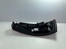 Laden Sie das Bild in den Galerie-Viewer, Rückleuchte Audi Q3 8U0945093A Links Rearlight RUK3439308249yb