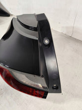 Laden Sie das Bild in den Galerie-Viewer, Rückleuchte Mazda IV Yaris V356010L Links Rearlight RUK3489740553hr
