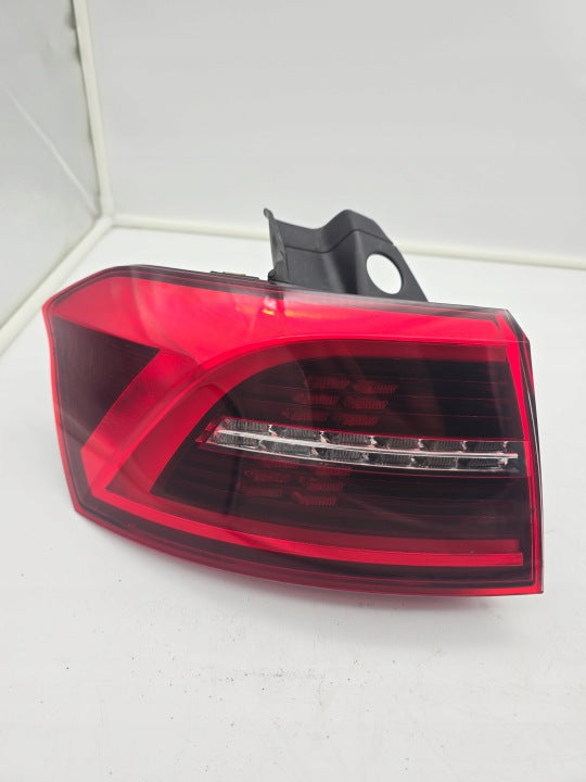 Rückleuchte VW Passat B8 3G9945207C Links Rearlight RUK3497724280jp