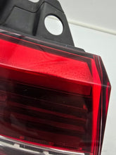 Laden Sie das Bild in den Galerie-Viewer, Rückleuchte VW Passat B8 3G9945207C Links Rearlight RUK3497724280jp