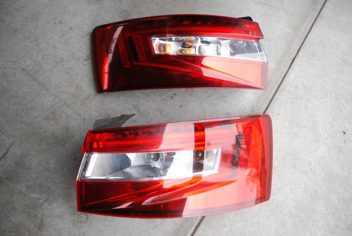 Rückleuchte Skoda Superb III Links Rearlight RUK3522567106bz