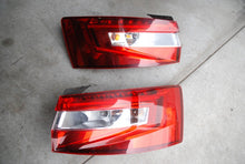 Laden Sie das Bild in den Galerie-Viewer, Rückleuchte Skoda Superb III Links Rearlight RUK3522567106bz