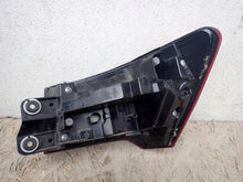 Laden Sie das Bild in den Galerie-Viewer, Rückleuchte Audi A6 C8 4K5945069 Ein Stück (Rechts oder Links) Rearlight RUK3554256004hf