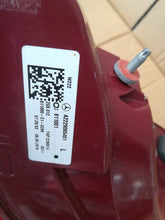 Laden Sie das Bild in den Galerie-Viewer, Rückleuchte Mercedes-Benz A2229065401 Links Rearlight RUK3631179346ww