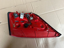 Laden Sie das Bild in den Galerie-Viewer, Rückleuchte Nissan Cedric Rechts Rearlight RUK3649630846cb