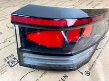 Laden Sie das Bild in den Galerie-Viewer, Rückleuchte VW 57L945208A Rechts Rearlight RUK3709446403yb