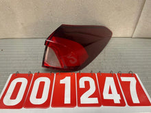 Laden Sie das Bild in den Galerie-Viewer, Rückleuchte Ford Focus NX7B-13404-EA Rechts Rearlight RUK3904609062ik