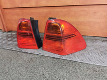 Laden Sie das Bild in den Galerie-Viewer, Rückleuchte BMW 3 E91 7160061 Ein Satz Rearlight RUK3918657662dg
