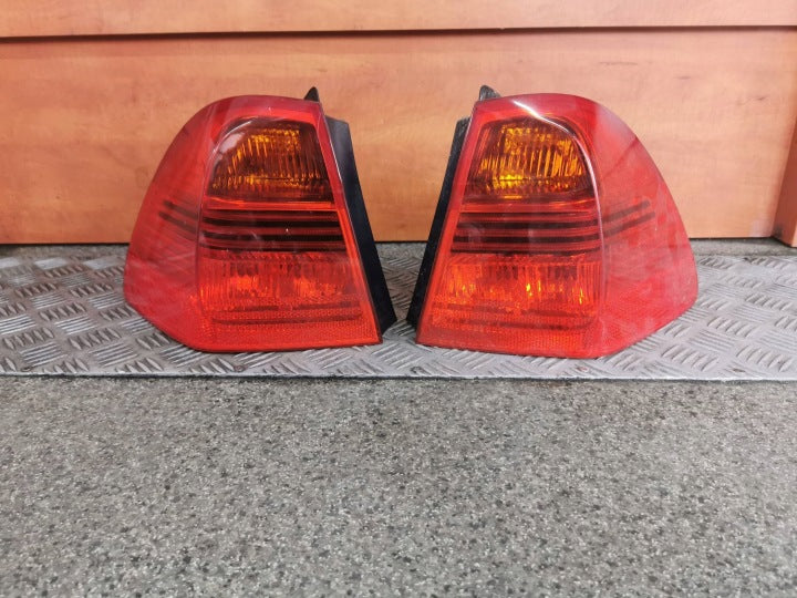 Rückleuchte BMW 3 E91 7160061 Ein Satz Rearlight RUK3918657662dg