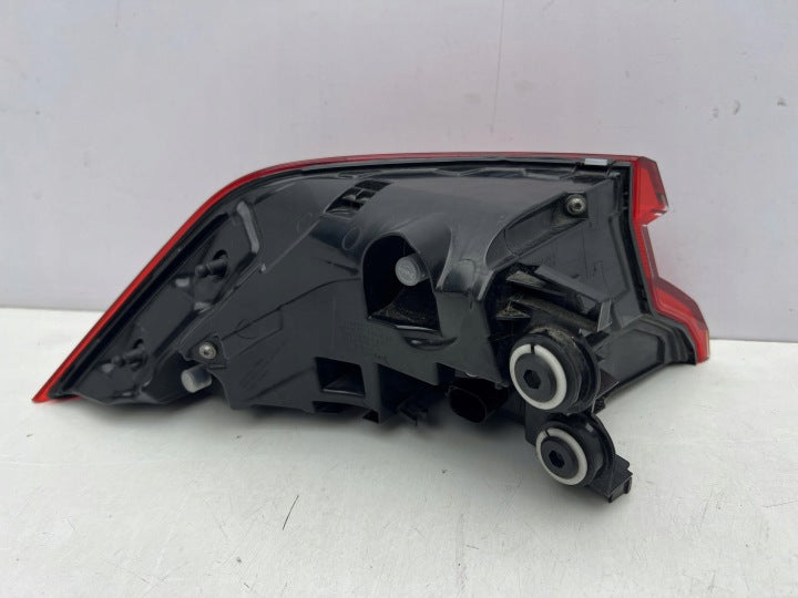 Rückleuchte Audi Q8 4M8945070 Rechts Rearlight RUK3928604238en