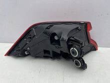 Laden Sie das Bild in den Galerie-Viewer, Rückleuchte Audi Q8 4M8945070 Rechts Rearlight RUK3928604238en
