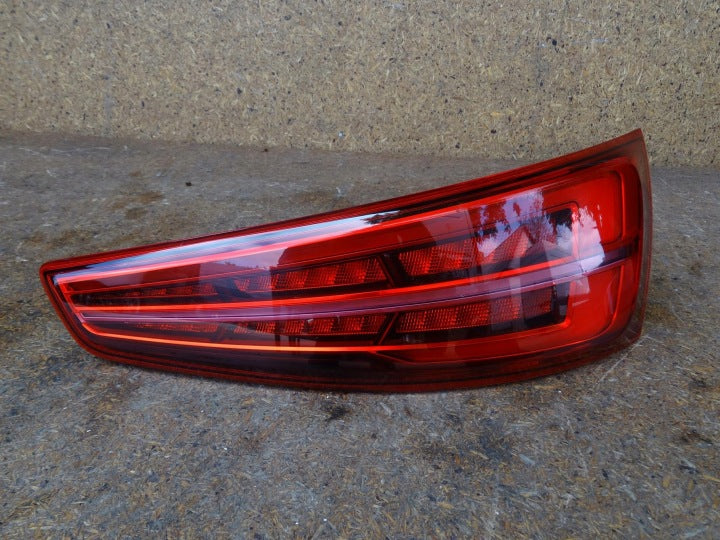 Rückleuchte Audi Q3 8U0945094M LED Rechts Rearlight RUK3932450764lu