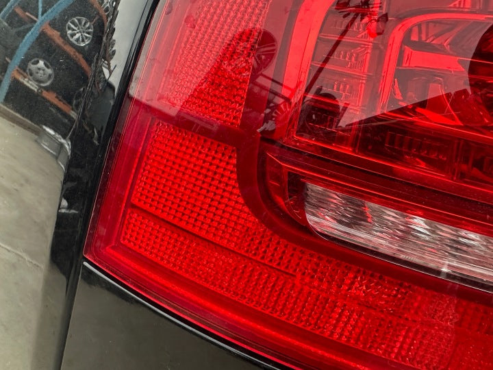Rückleuchte Audi A8 4E0945095H Links Rearlight RUK3956218137nf