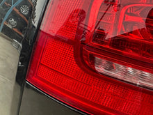 Laden Sie das Bild in den Galerie-Viewer, Rückleuchte Audi A8 4E0945095H Links Rearlight RUK3956218137nf