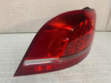 Laden Sie das Bild in den Galerie-Viewer, Rückleuchte VW Passat B7 3AF945309 Links Rearlight RUK4052630273vl