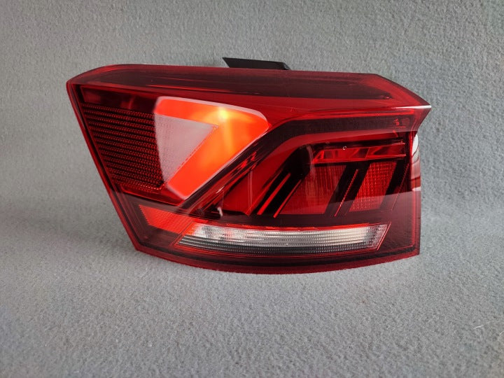 Rückleuchte VW T-Roc 2GA945095A Links Rearlight RUK4060381603vb
