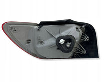 Laden Sie das Bild in den Galerie-Viewer, Rückleuchte Mercedes-Benz W176 Rechts Rearlight RUK4105456440nx