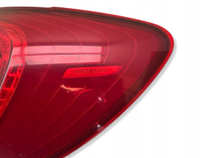 Rückleuchte Mercedes-Benz W176 Rechts Rearlight RUK4105456440nx