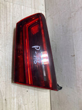 Laden Sie das Bild in den Galerie-Viewer, Rückleuchte Audi A6 C7 4G5945094E Rechts Rearlight RUK4223211345pl