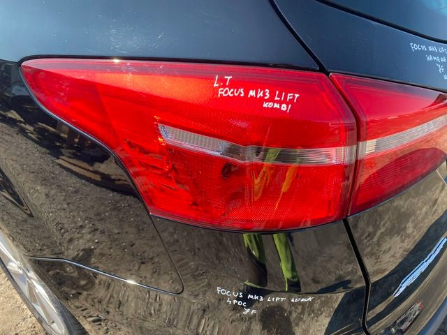 Rückleuchte Ford Focus Links Rearlight RUK4240054280pu