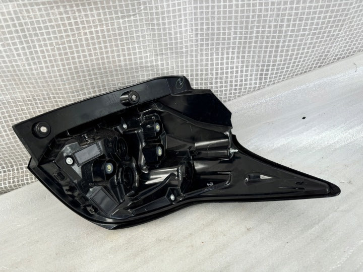 Rückleuchte Toyota IV Yaris Links Rearlight RUK4258319205ev