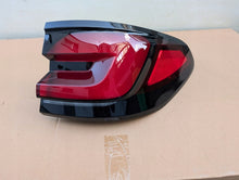 Laden Sie das Bild in den Galerie-Viewer, Rückleuchte BMW 5 G31 849382608 Rechts Rearlight RUK4264854599um