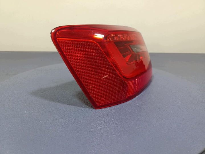 Rückleuchte Audi A6 C7 Avant 4G9945095B Links Rearlight RUK4267193133tj