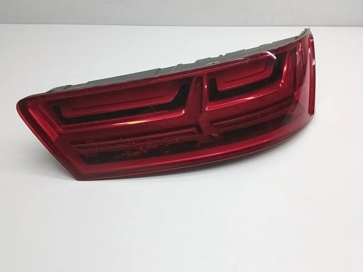 Rückleuchte Audi Q7 4M0945094E Rechts Rearlight RUK4296987859qd