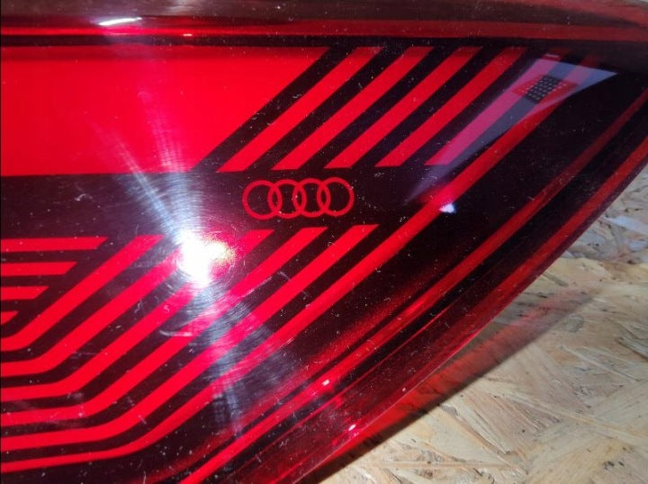 Rückleuchte Audi E-Tron 89A945092B Rechts Rearlight RUK4370020362gm