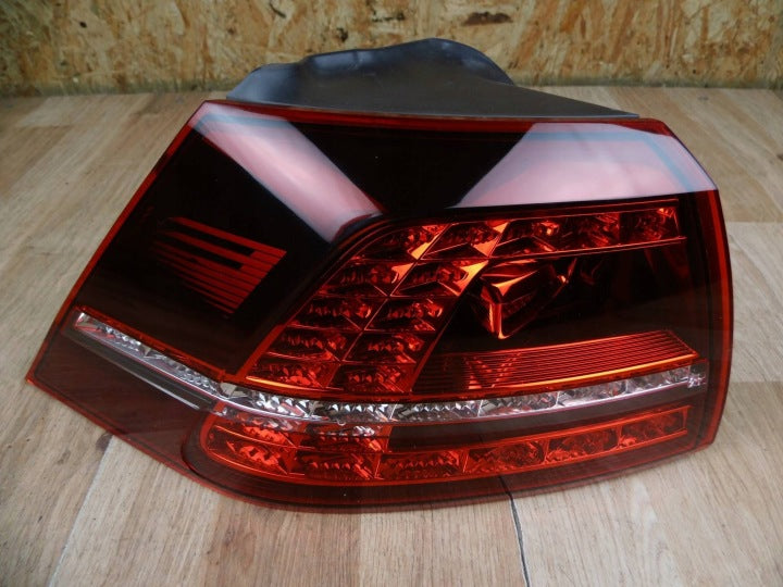 Rückleuchte VW Golf VII 5G0945207 Ein Stück (Rechts oder Links) Rearlight RUK4396362336qp