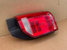 Laden Sie das Bild in den Galerie-Viewer, Rückleuchte Skoda Multivan 7E0945096AD Rechts Rearlight RUK4488802547jp