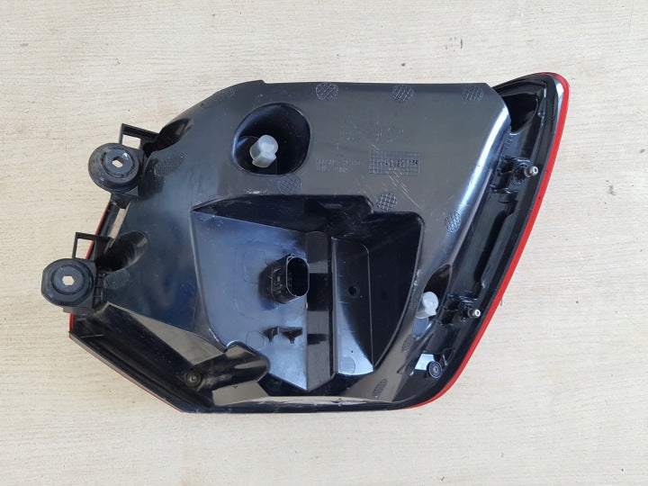Rückleuchte Audi Q2 81A945091B Links Rearlight RUK4534019810vh