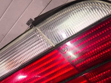 Load image into Gallery viewer, Rückleuchte BMW Coupe E36 Ein Satz Rearlight RUK4537682980sj