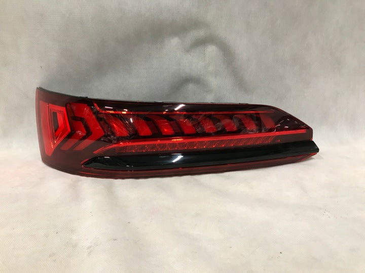 Rückleuchte Audi Q7 4M0945093H Links Rearlight RUK4540135569ra