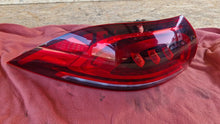 Laden Sie das Bild in den Galerie-Viewer, Rückleuchte Mercedes-Benz Gle A1679061007 Links Rearlight RUK4551082076ep